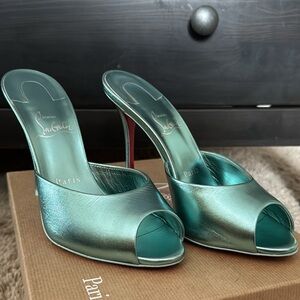 Christian Louboutin iconic ‘Me Dolly’ sandal